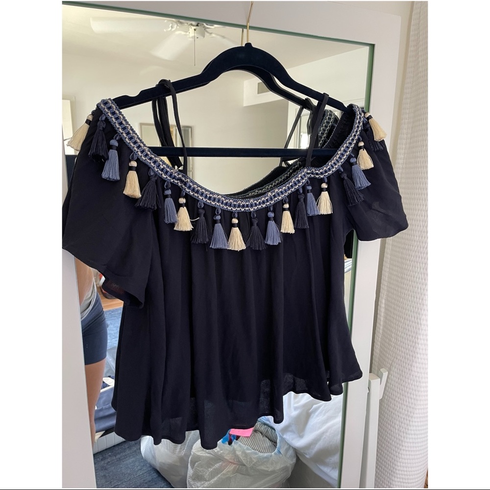 Tularosa X Revolve SMALL Maley Tassel Cold Shoulder Top